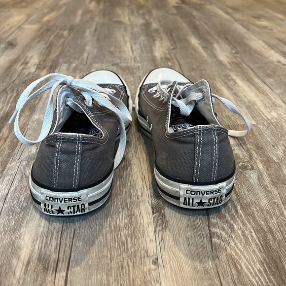 Chuck Taylors Charcoal Gray - Picture 4 of 6